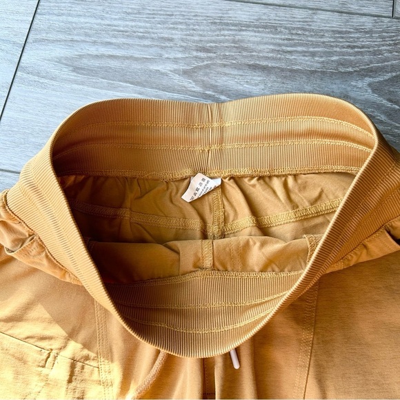 ZYIA Active Canyon Shorts in Tan - Picture 7 of 14